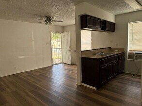 3432 Gateway Dr in San Antonio, TX - Building Photo - Building Photo