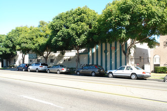 812 S Glendale Apartments in Glendale, CA - Building Photo - Building Photo