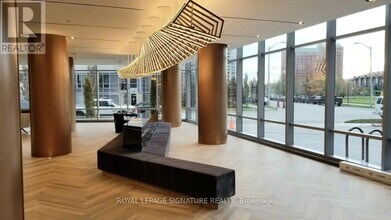 225 Village Green Square in Toronto, ON - Building Photo - Building Photo