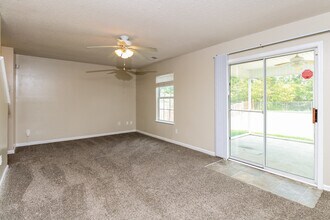 1924 Lake Carolina Dr in Columbia, SC - Building Photo - Building Photo