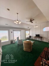 3519 NW Jetty Ave in Lincoln City, OR - Building Photo - Building Photo