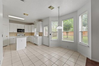 19118 Milloak Dr in Humble, TX - Building Photo - Building Photo