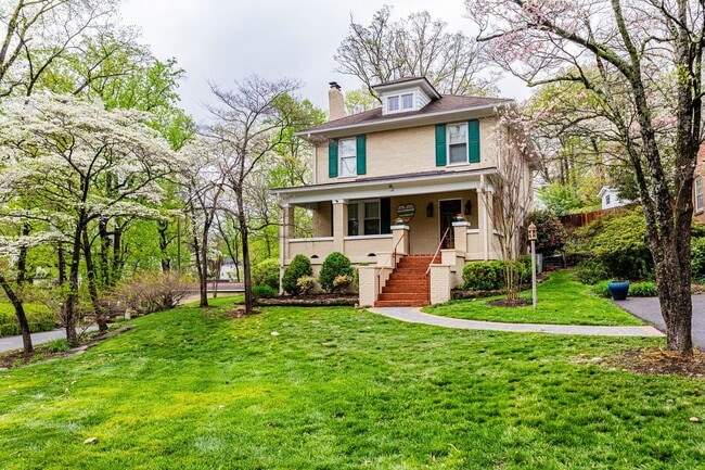 property at 3002 Maywood Ave SW