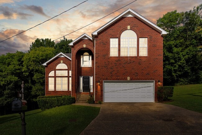 7091 Red Apple Rd