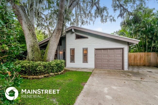 property at 2760 Hillsdale Ave