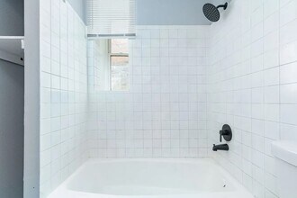 6100 Nassau Rd in Philadelphia, PA - Building Photo - Building Photo