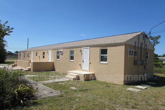 101 3rd St in Ft. Myers, FL - Building Photo - Building Photo