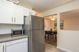 9112 Mary St in Chilliwack, BC - Building Photo - Building Photo