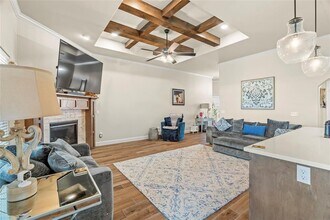 2253 N Payton Ct in Mustang, OK - Building Photo - Building Photo