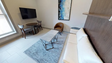 918 4th Ave, Unit Duplicate of 302 in Huntington, WV - Building Photo - Building Photo