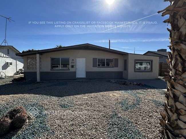 property at 3221 E Captain Dreyfus Ave