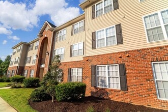 Thornberry Park in Wilson, NC - Foto de edificio - Building Photo