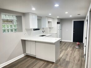 2617 W Rascher Ave in Chicago, IL - Building Photo - Building Photo
