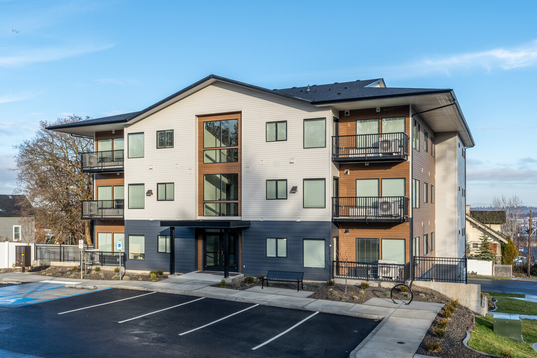 Hatch Apartments in Spokane, WA - Building Photo