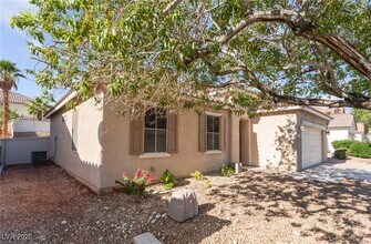 5321 Dawn Break Canyon St in North Las Vegas, NV - Building Photo - Building Photo