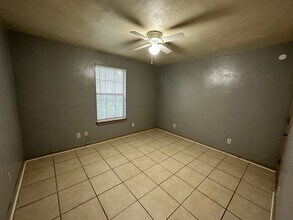 2924 Woodrich Dr-Unit -C in Tallahassee, FL - Building Photo - Building Photo