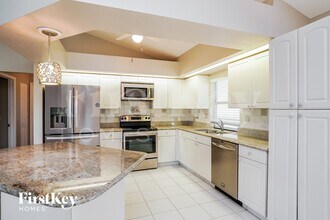 2223 NE 1st Terrace, Unit 01 in Cape Coral, FL - Building Photo - Building Photo