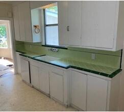 4315 Essex St in Emeryville, CA - Building Photo - Building Photo