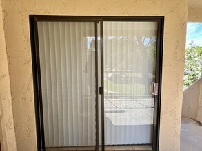 9355 N 91st St, Unit 214 in Scottsdale, AZ - Building Photo - Building Photo
