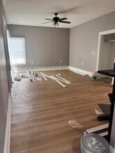 438 Villa St, Unit 1 in Elgin, IL - Building Photo - Building Photo