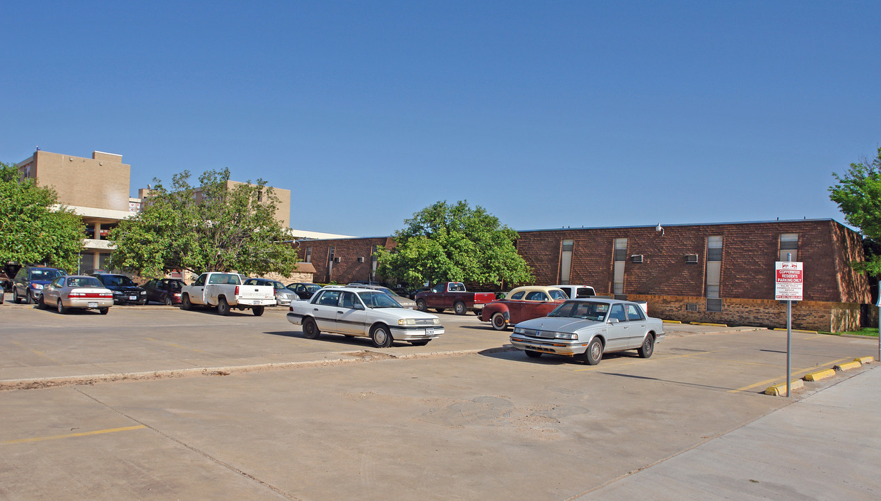 Copperwood Apartments in Lubbock, TX - Building Photo