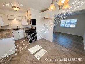 7604 Scott Ln in Machesney Park, IL - Building Photo - Building Photo