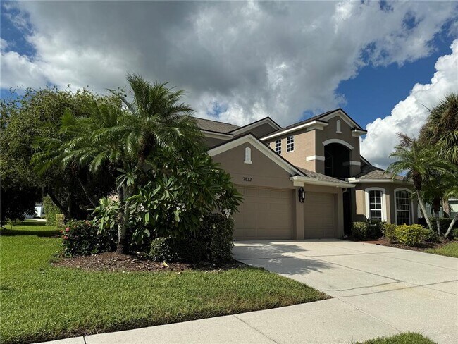 7832 Kavanagh Ct in Sarasota, FL - Building Photo - Building Photo