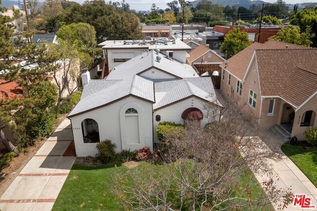 property at 4360 Kraft Ave