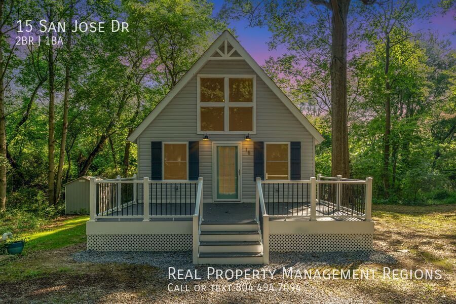 15 San Jose Dr in Colonial Beach, VA - Building Photo