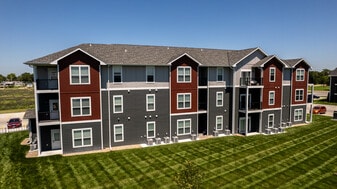 Prairie Heights Apartments in Lexington, NE - Building Photo