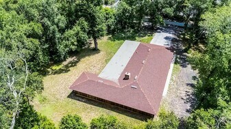 8105 Gilliam Rd in Apopka, FL - Building Photo