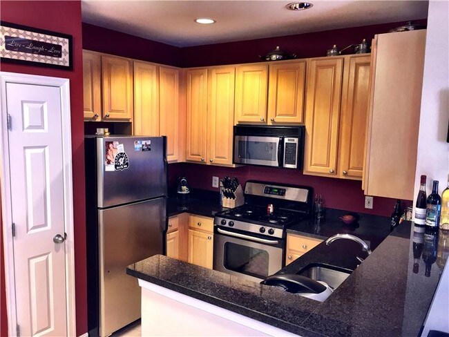2321 25th St S-Unit -208 in Arlington, VA - Building Photo - Building Photo
