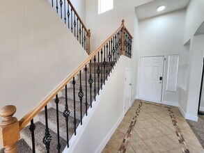 716 Sharon Hills St in Henderson, NV - Building Photo - Building Photo