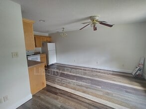 1113 Kelly Dr in Hinesville, GA - Building Photo - Building Photo