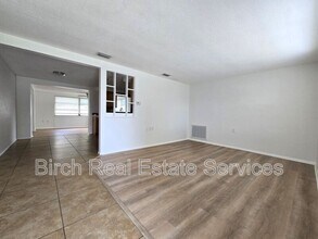 1625 Colmar Dr in Holiday, FL - Building Photo - Building Photo