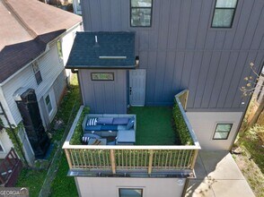 957 Ashby Grove SW in Atlanta, GA - Building Photo - Building Photo