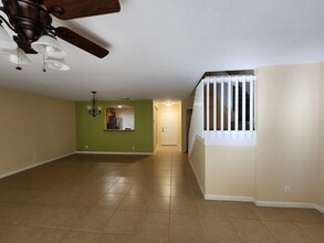 6098 Eaton St in West Palm Beach, FL - Building Photo - Building Photo