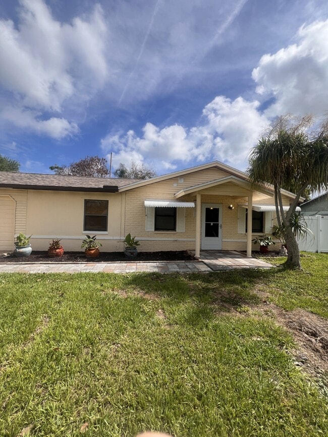 2796 Lancaster Rd
