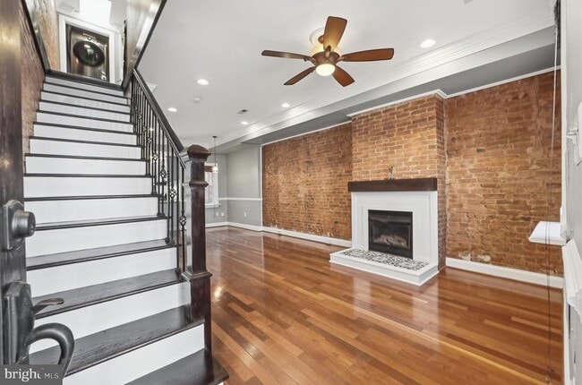 property at 1619 5th St NW