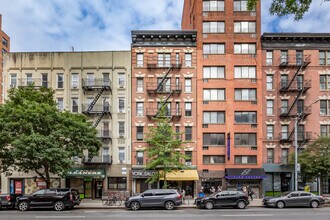 1413 York Avenue in New York, NY - Foto de edificio - Building Photo