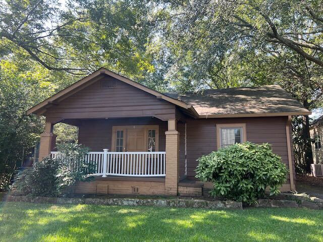 1366 Bryan Ave in Atlanta, GA - Foto de edificio
