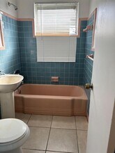 1270 NE 139th St in North Miami, FL - Building Photo - Building Photo