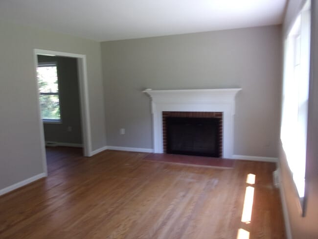 2000 Milbank Rd in Richmond, VA - Building Photo - Building Photo