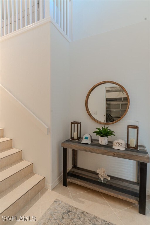 2135 Arielle Dr in Naples, FL - Building Photo - Building Photo