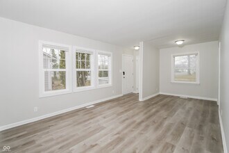 4723 N Richardt Ave in Indianapolis, IN - Building Photo - Building Photo