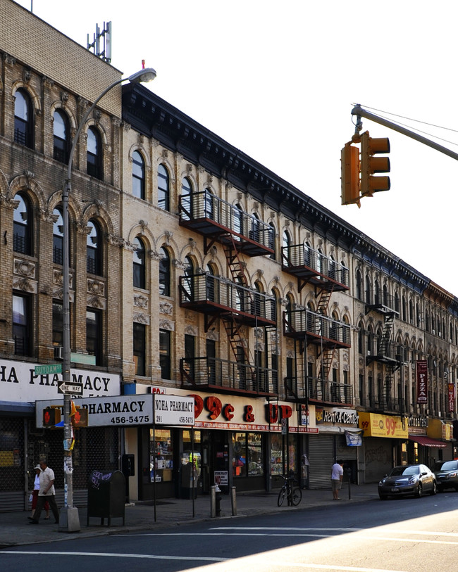 293-299 Knickerbocker Ave in Brooklyn, NY - Building Photo - Building Photo