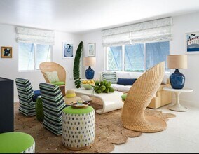 255 Cortez Rd in West Palm Beach, FL - Building Photo - Building Photo