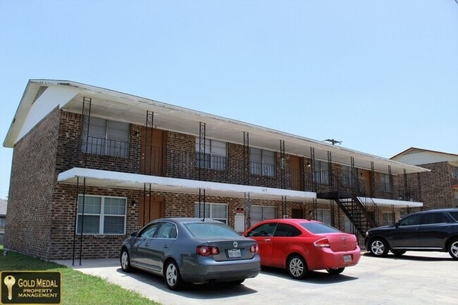 property at 609 Sunset Ln