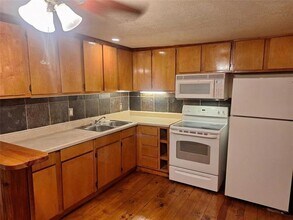 1705 Chris Craft Dr in Grapevine, TX - Building Photo - Building Photo