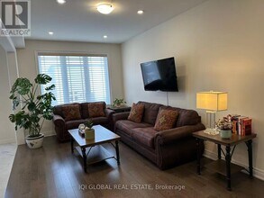 50 Drizzel Cres in Richmond Hill, ON - Building Photo - Building Photo